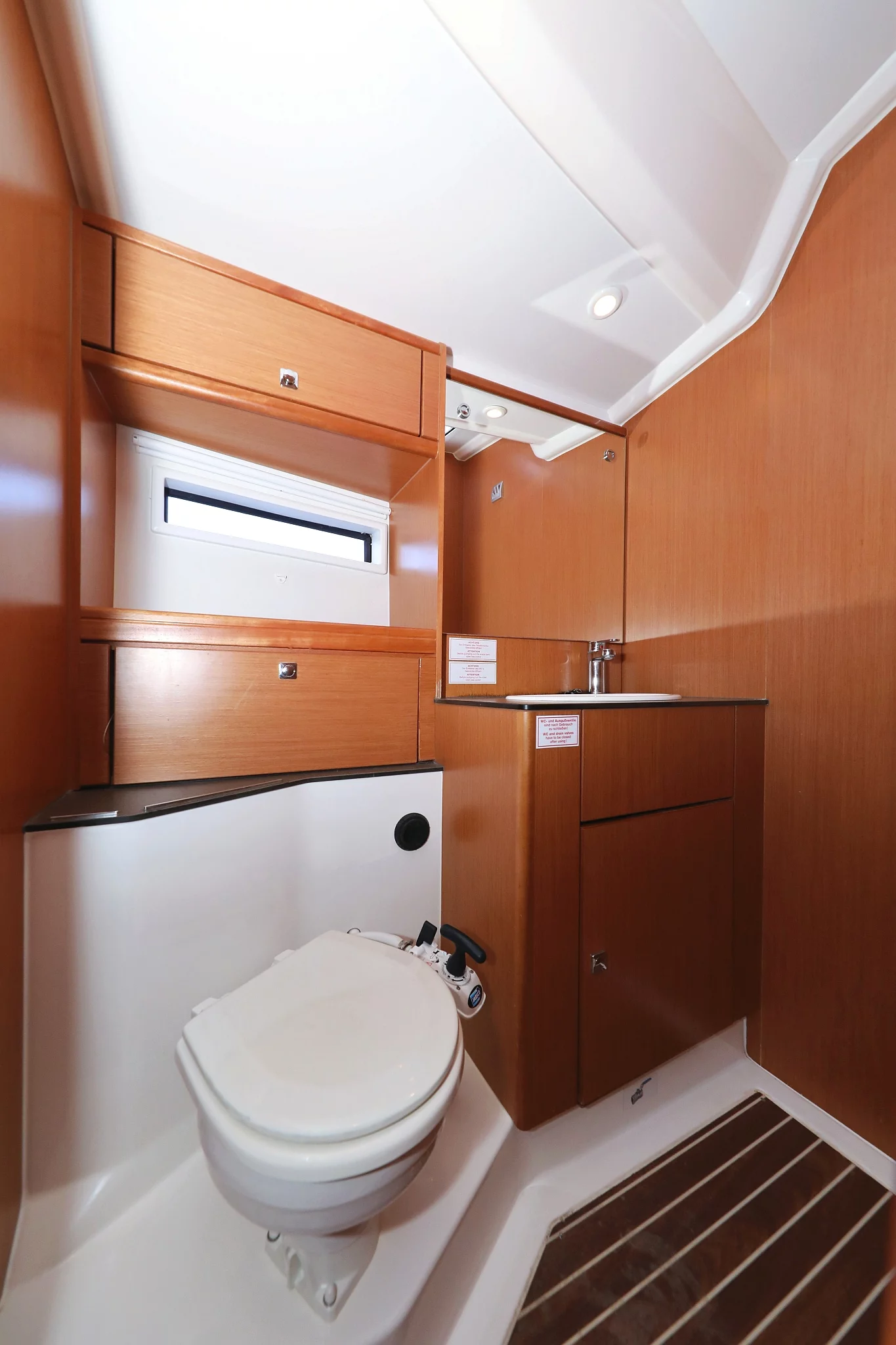 Bavaria Cruiser 56 - 5 + 1 cab. (Star Romeo)  - 36