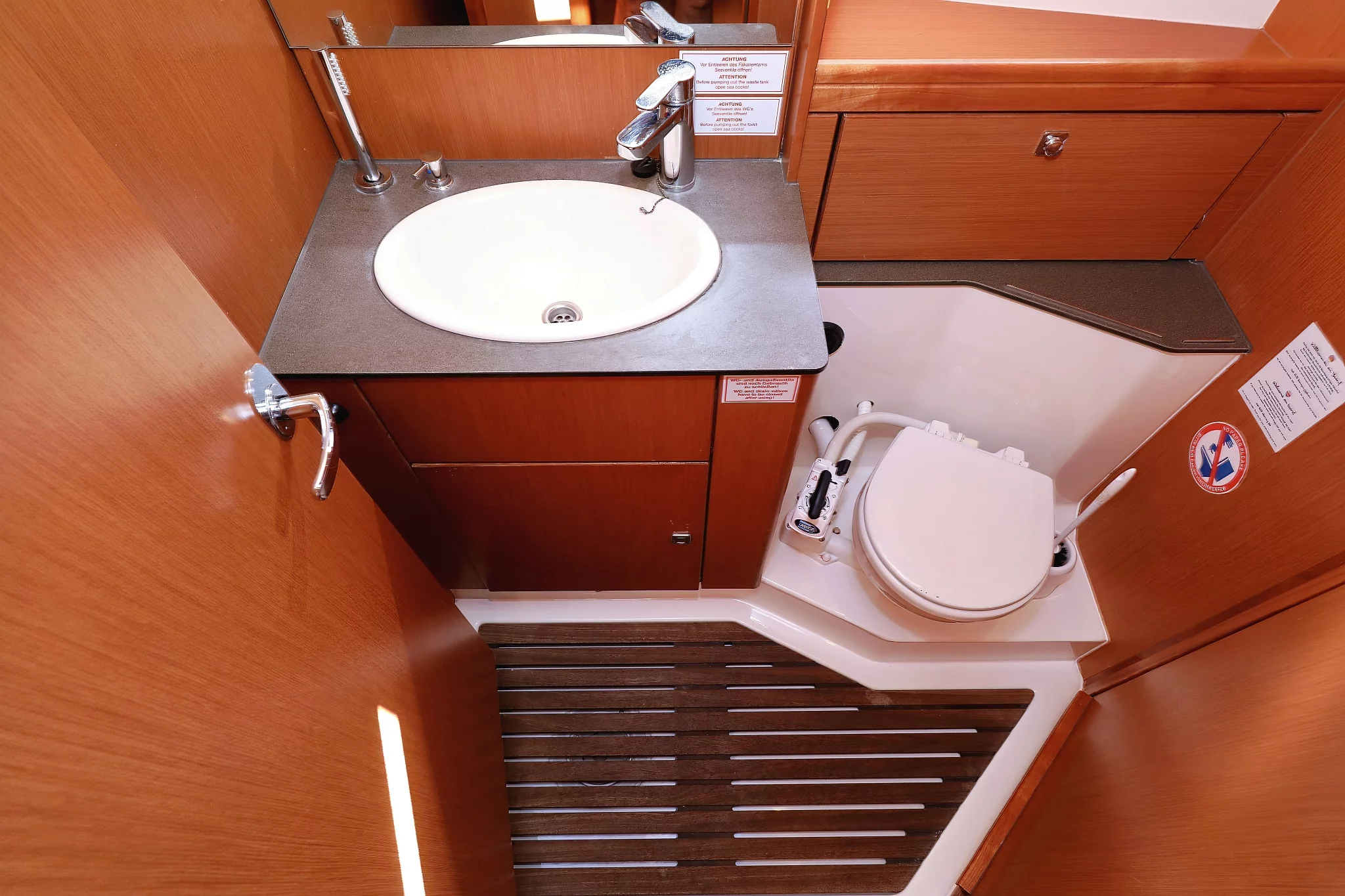 Bavaria Cruiser 56 - 5 + 1 cab. (Star Romeo)  - 38