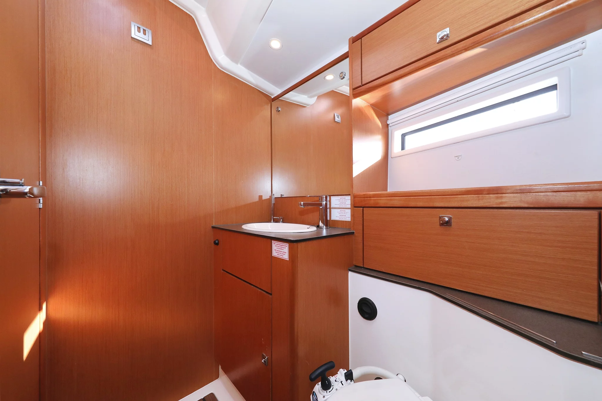 Bavaria Cruiser 56 - 5 + 1 cab. (Star Romeo)  - 40