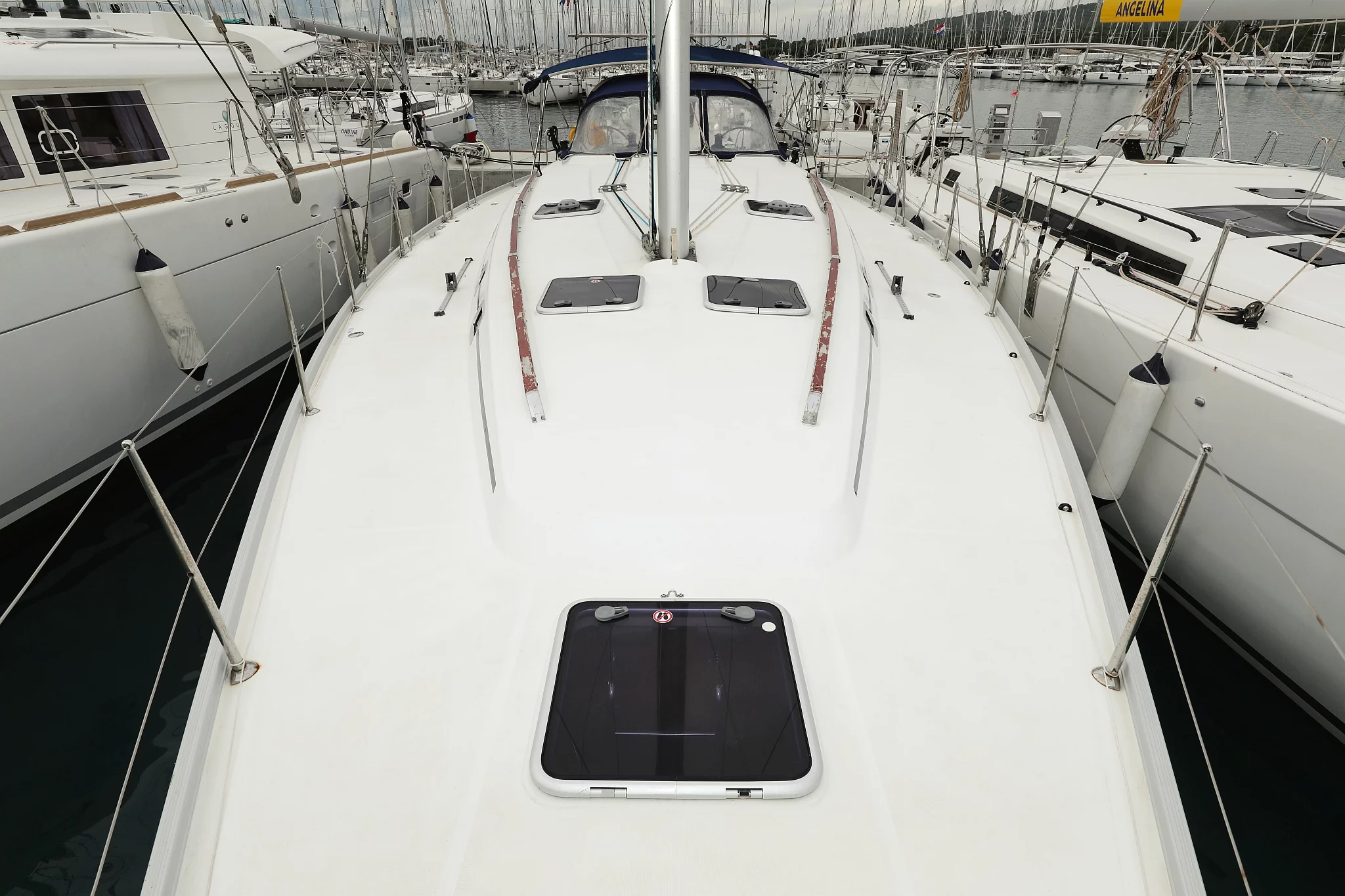 Cyclades 50.5 - 5 + 1 cab. (Kristina II)  - 10
