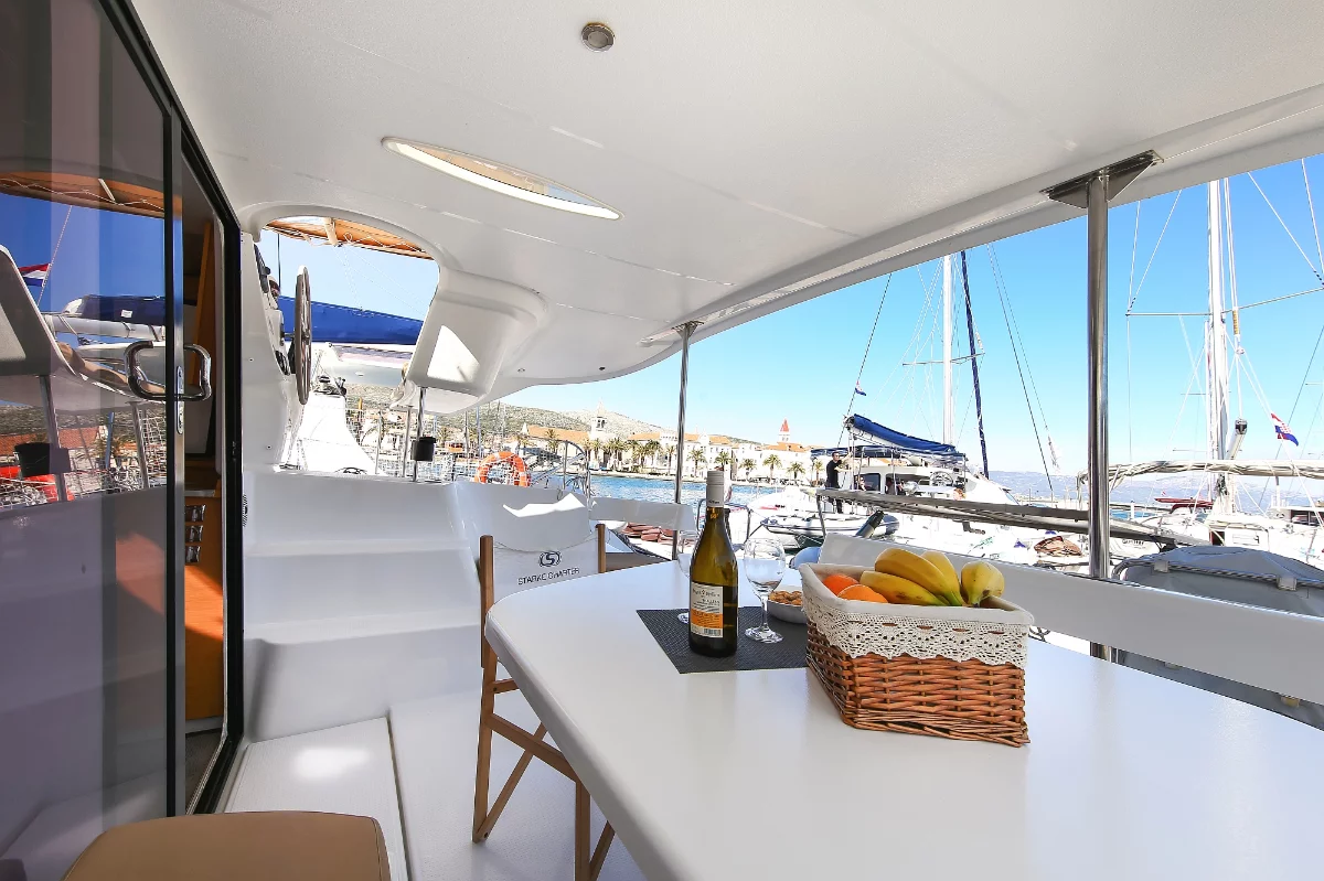 Lipari 41 (Mahana)  - 36