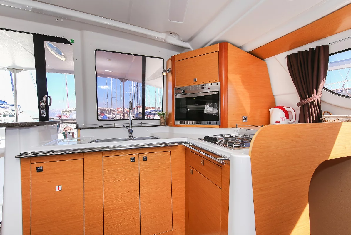 Lipari 41 (Mahana)  - 53
