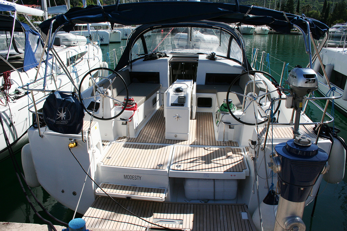 Photo #1 - Sun Odyssey 440 - 3 cab. (Modesty) in Dubrovnik - 44865