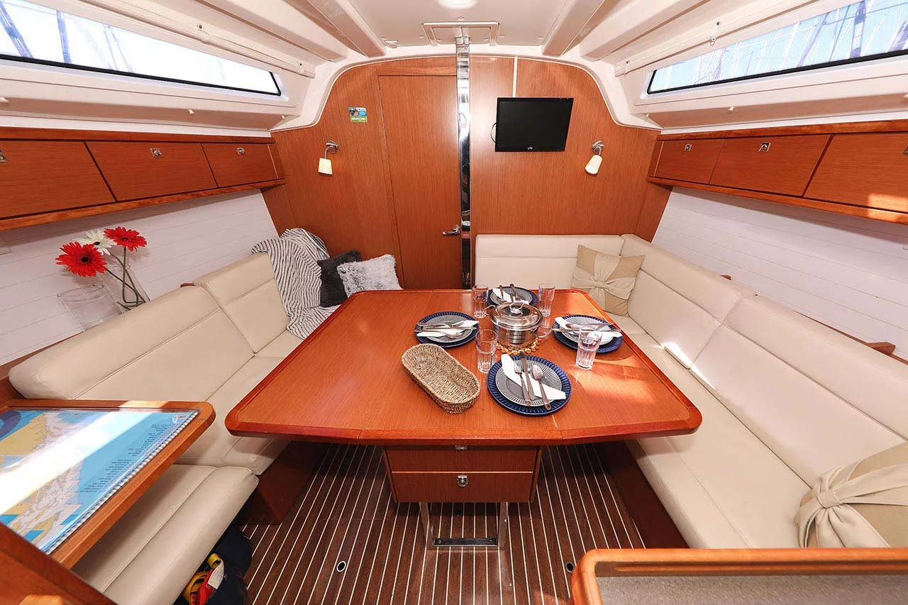 Bavaria Cruiser 37 - 3 cab. (Samsara)  - 10