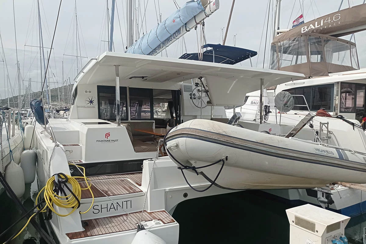 Fountaine Pajot Lucia 40 - 4 cab. (Shanti)  - 0