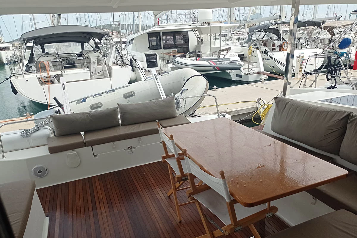 Fountaine Pajot Lucia 40 - 4 cab. (Shanti)  - 5