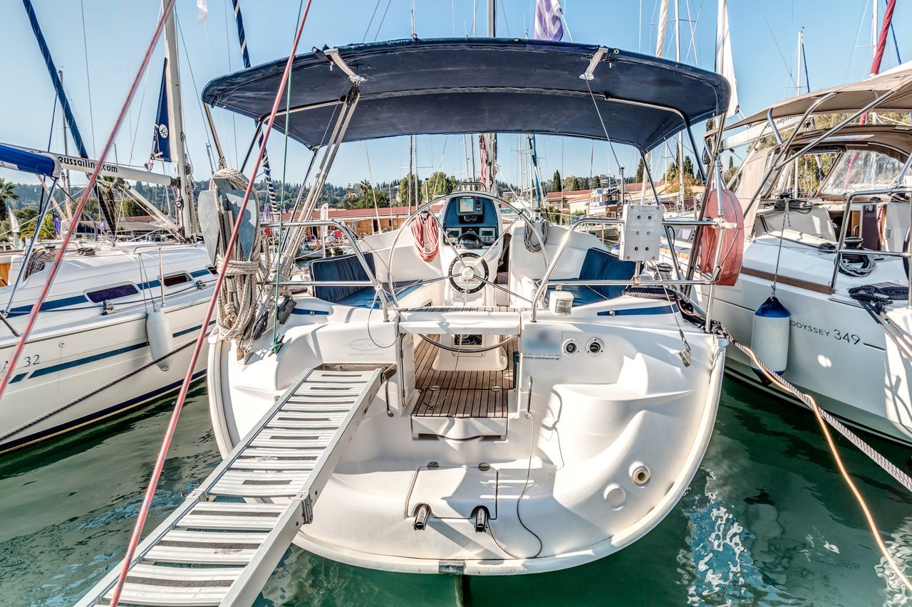 Photo #1 - Bavaria 33 (Alkyone) in Korfu - 44912