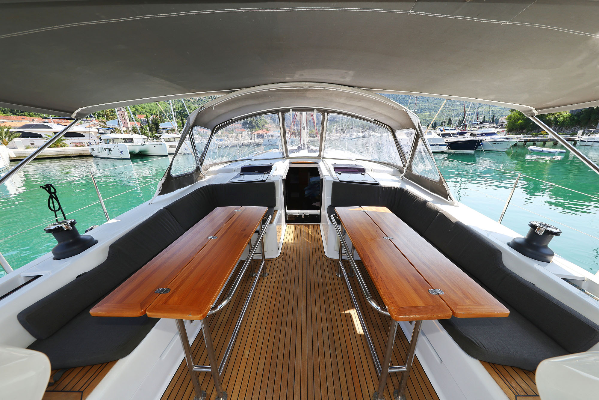 Hanse 508 - 5 + 1 cab. — photo 7