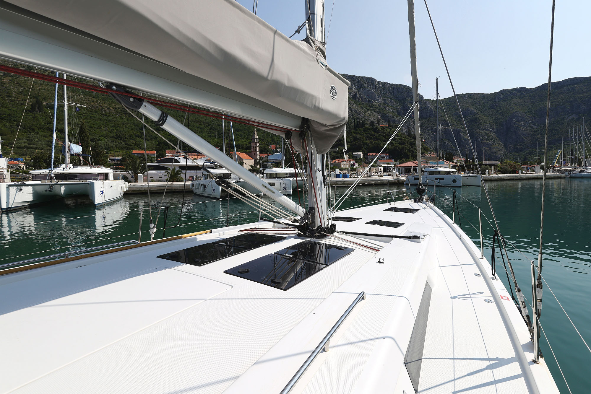 Hanse 508 - 5 + 1 cab. — photo 8