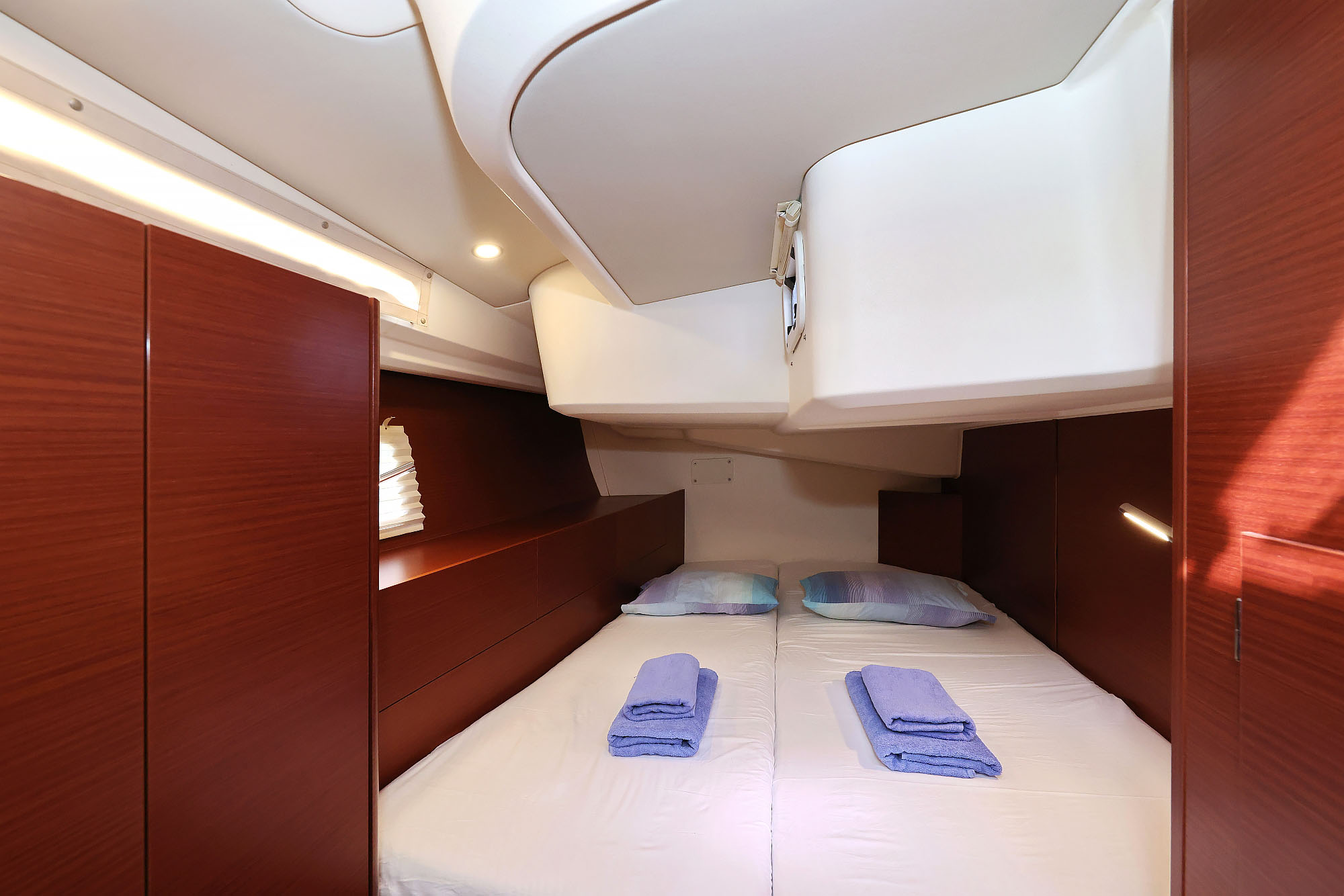 Hanse 508 - 5 + 1 cab. — photo 21