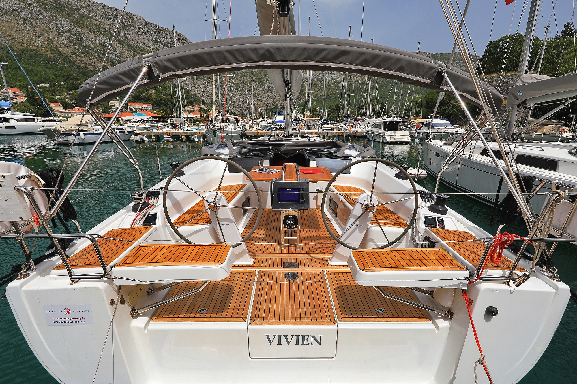 Photo #1 - Hanse 418 - 3 cab. (Vivien) in Dubrovnik - 44968