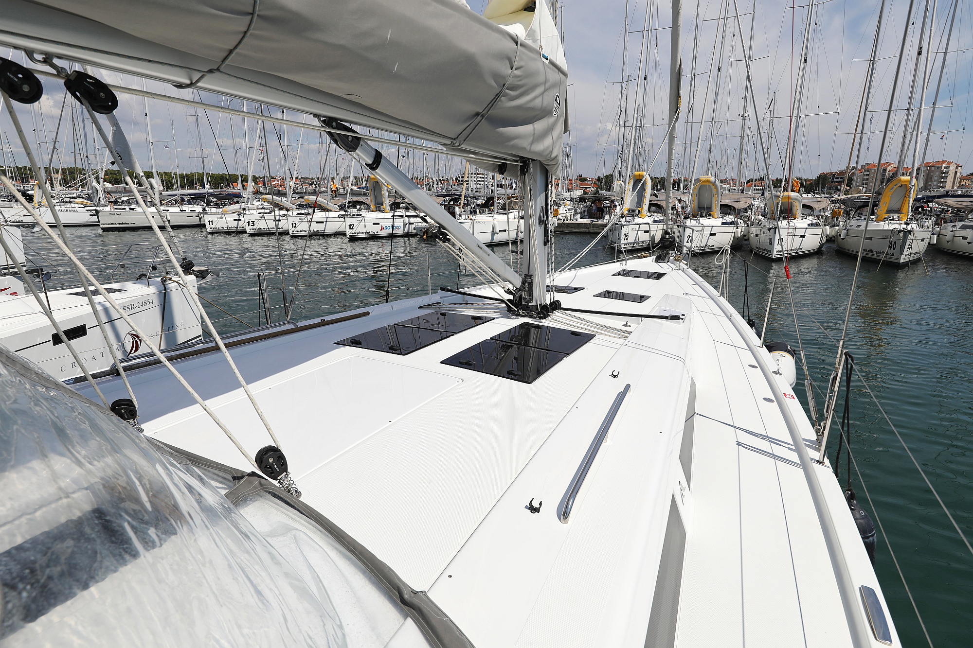 Photo #7 - Hanse 508 - 5 + 1 cab. (Supernatural) in Biograd - 44970