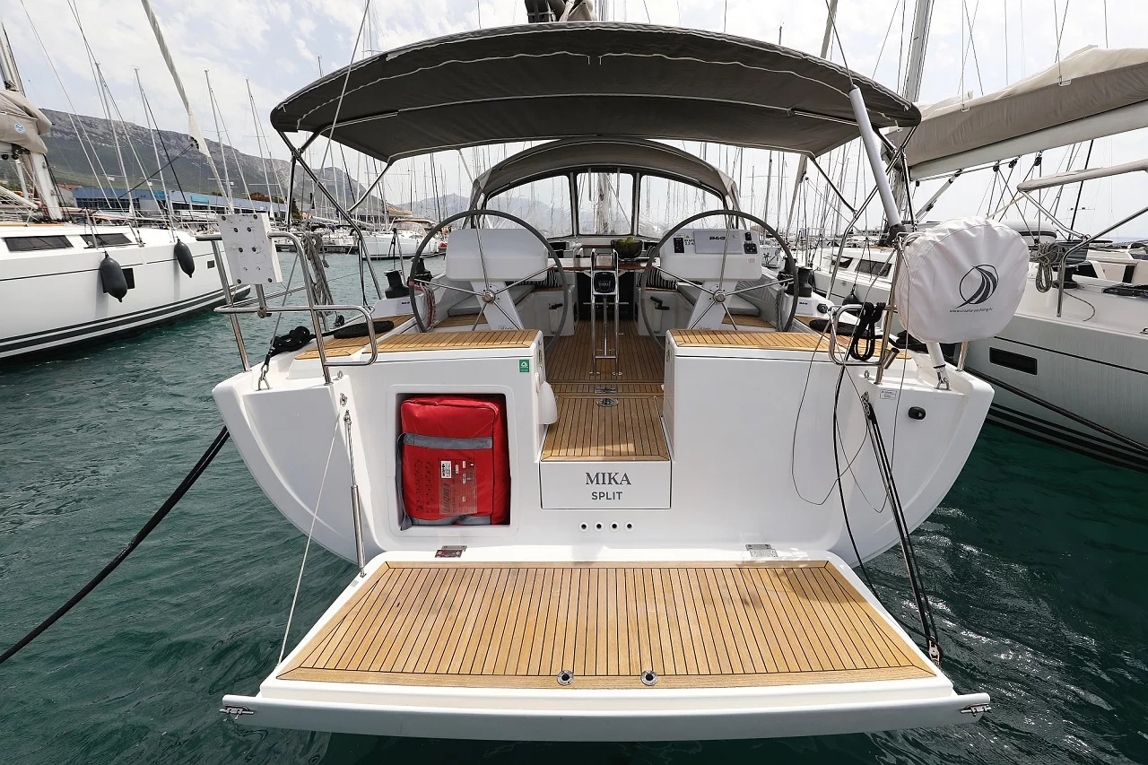Hanse 458 (Mika)  - 2