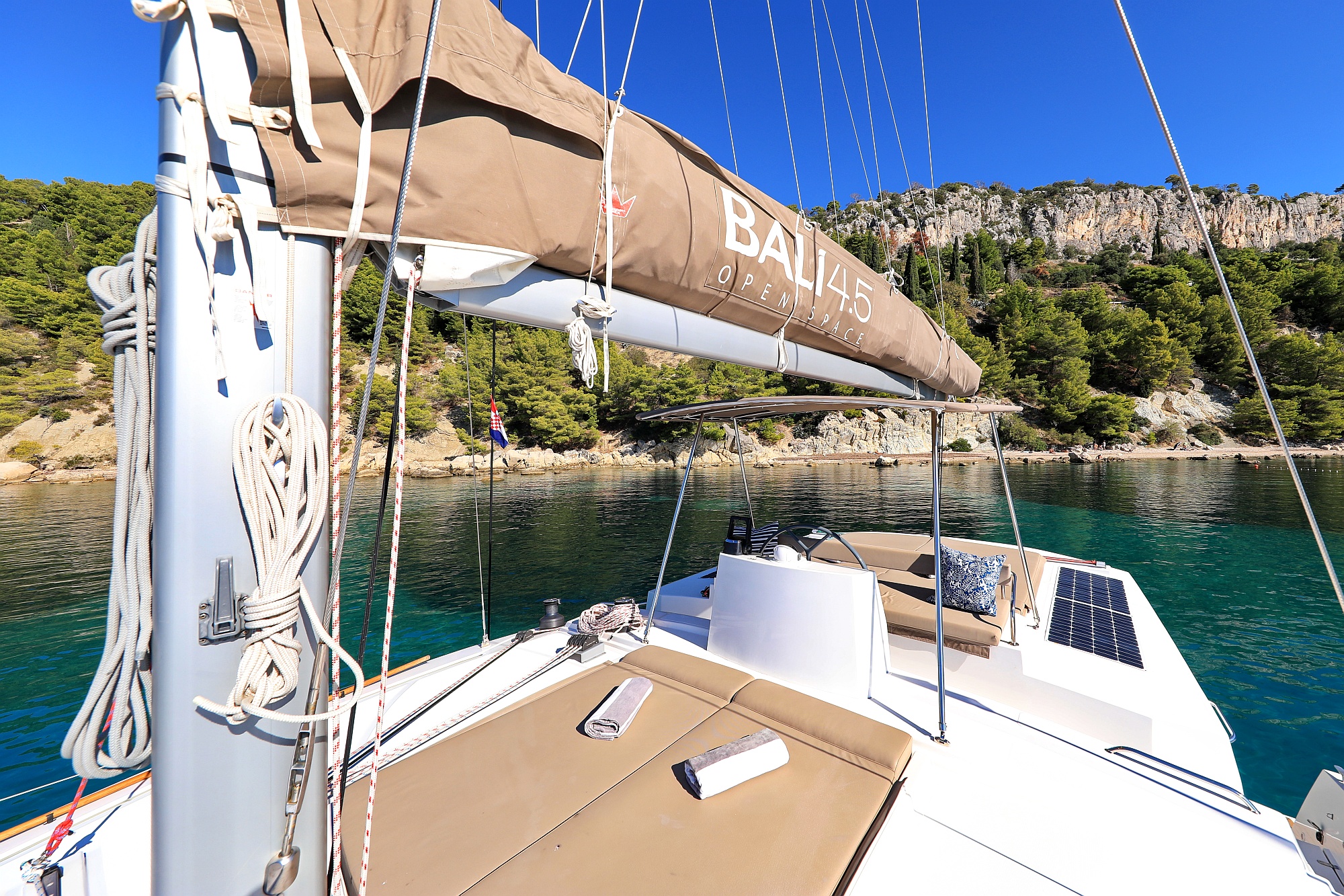 Photo #15 - Bali 4.5 - 4 + 2 cab. (Chimaera) in Trogir - 44982