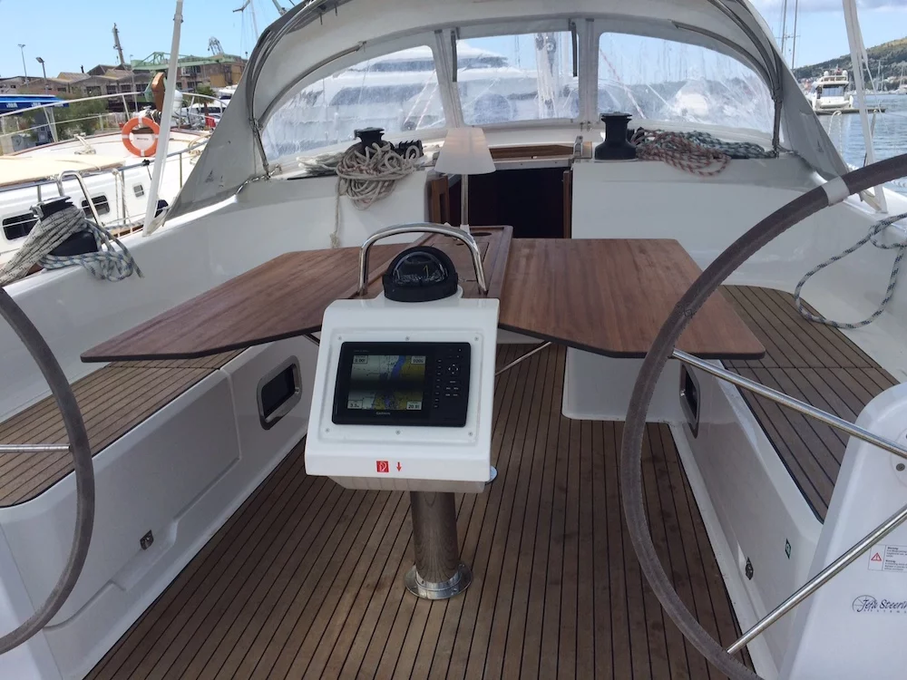 Bavaria Cruiser 51 (Pinotage)  - 3