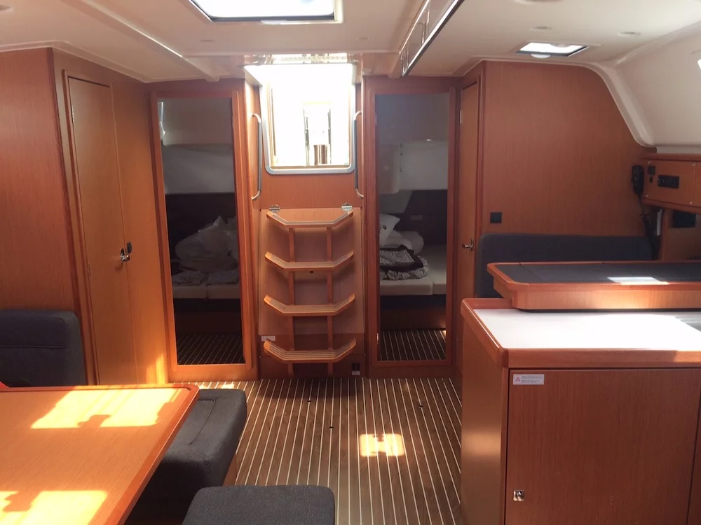 Bavaria Cruiser 51 (Pinotage)  - 10