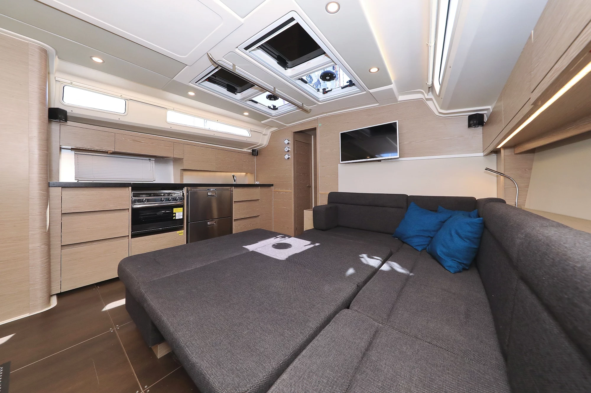Hanse 508 - 5 + 1 cab. (Attraction)  - 17