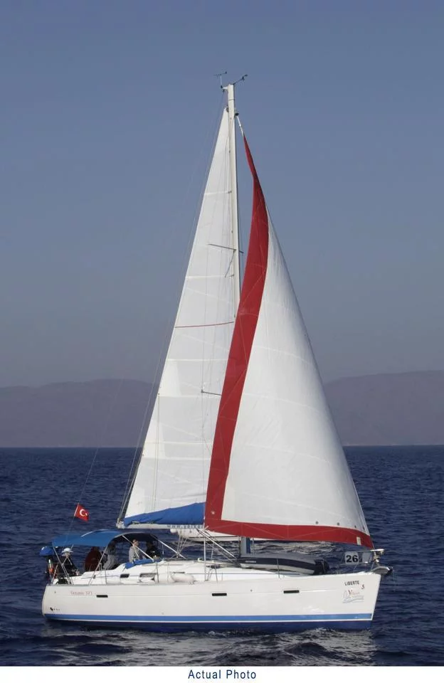 Oceanis Clipper 373 (Liberte)  - 9
