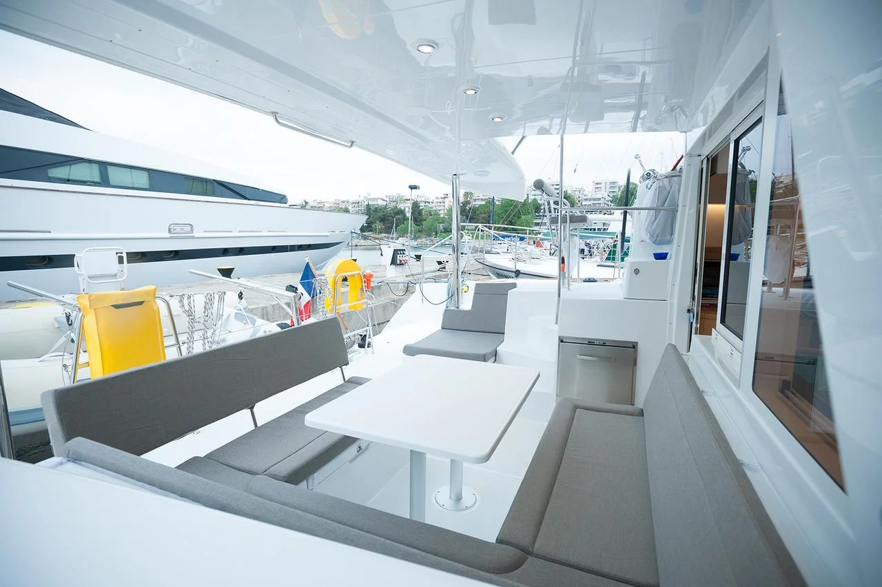 Lagoon 400 S2 (Lady Dom)  - 10
