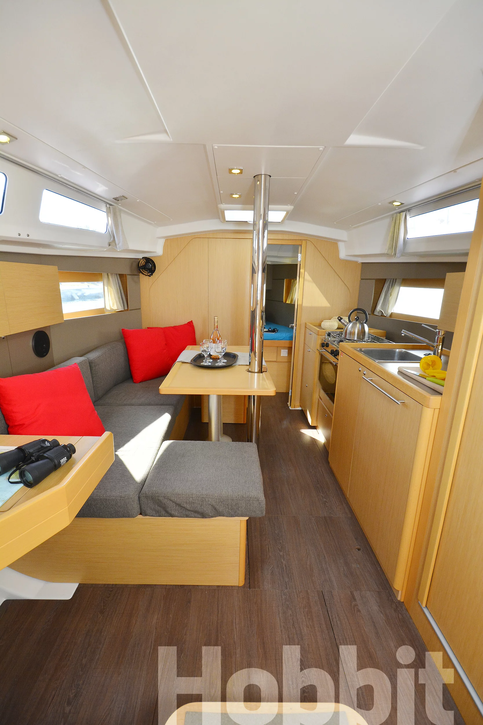 Oceanis 35 (Hobbit)  - 4