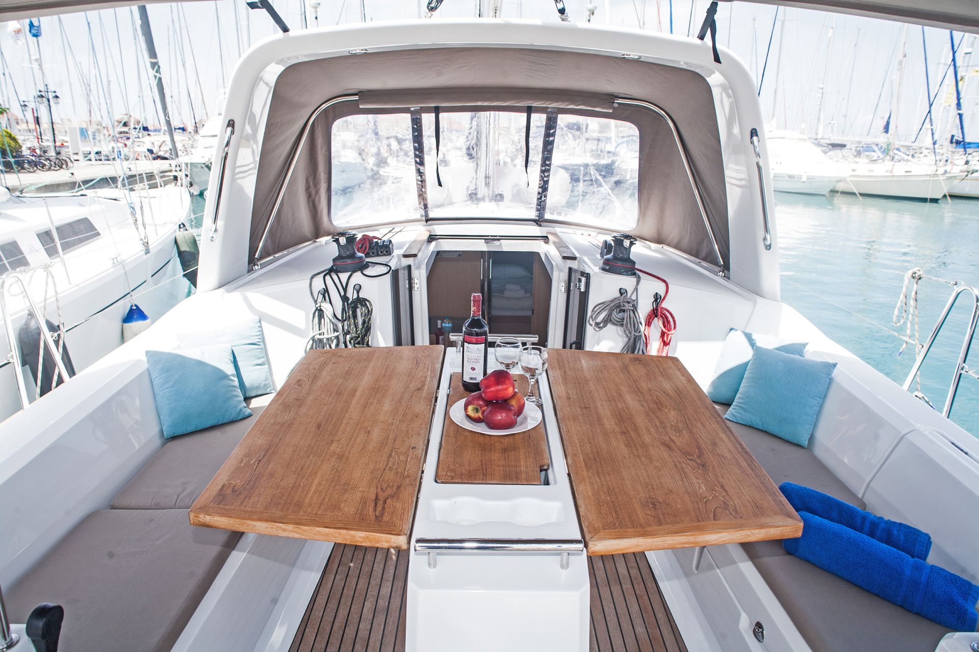 Photo #10 - Oceanis 38 - 3 cab. (Zografia) in Lefkada - 45240