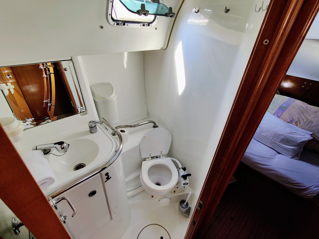 Photo #13 - Oceanis Clipper 461 (Rose Runner) in Sukosan - 45252