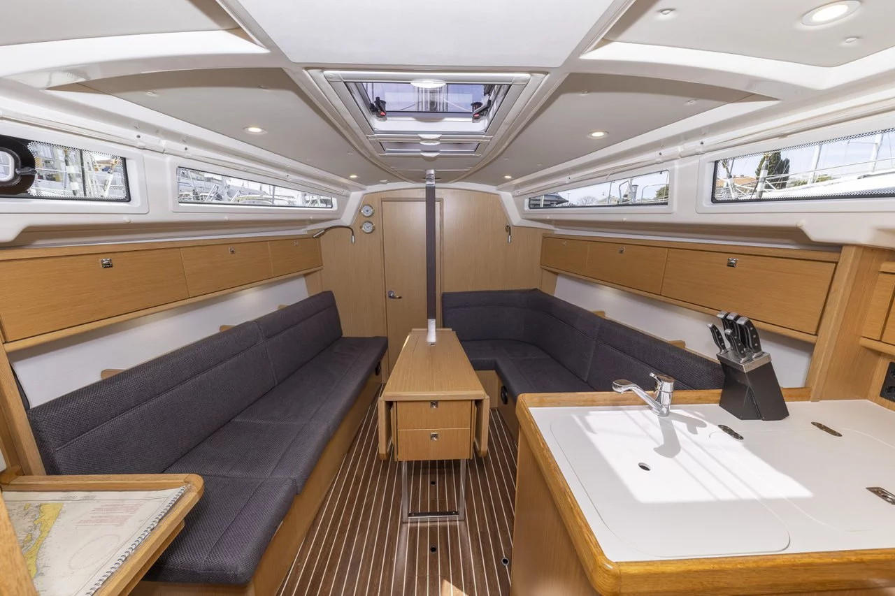 Bavaria Cruiser 34 Style (Lina)  - 14