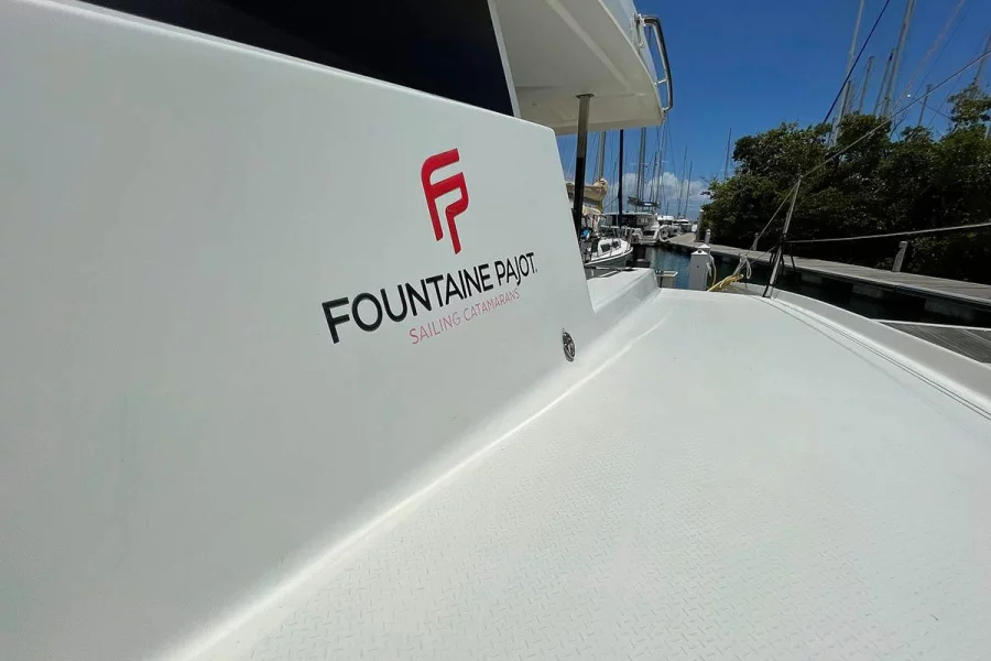 Fountaine Pajot Lucia 40 - 4 cab. (From The Fields)  - 3