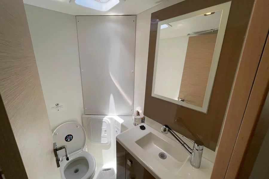 Fountaine Pajot Lucia 40 - 4 cab. (From The Fields)  - 24