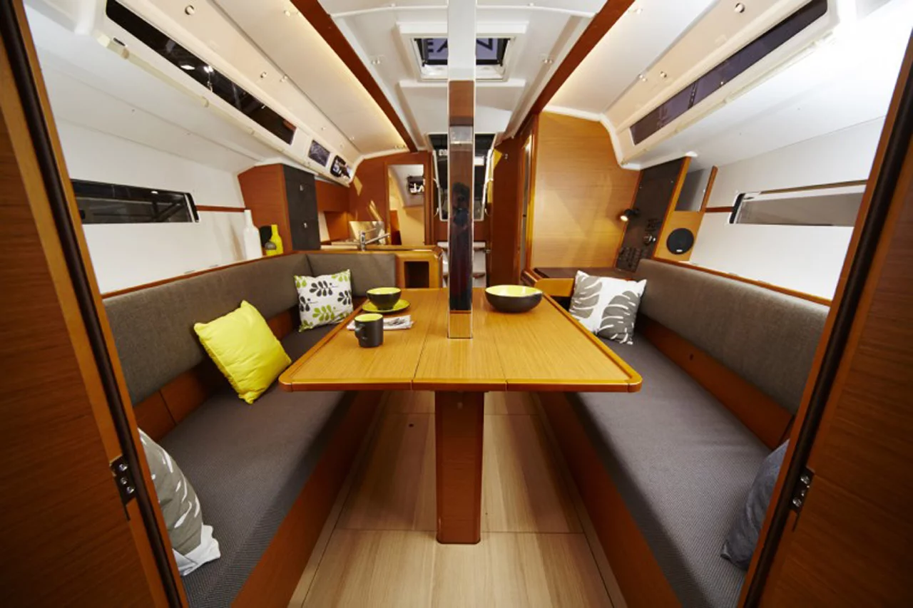 Sun Odyssey 349 - 2 cab. (Glasswing)  - 4