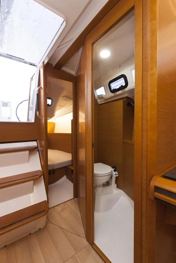 Sun Odyssey 349 - 2 cab. (Glasswing)  - 6