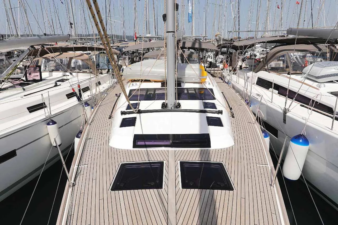 Dufour 520 GL (Luna 77)  - 6