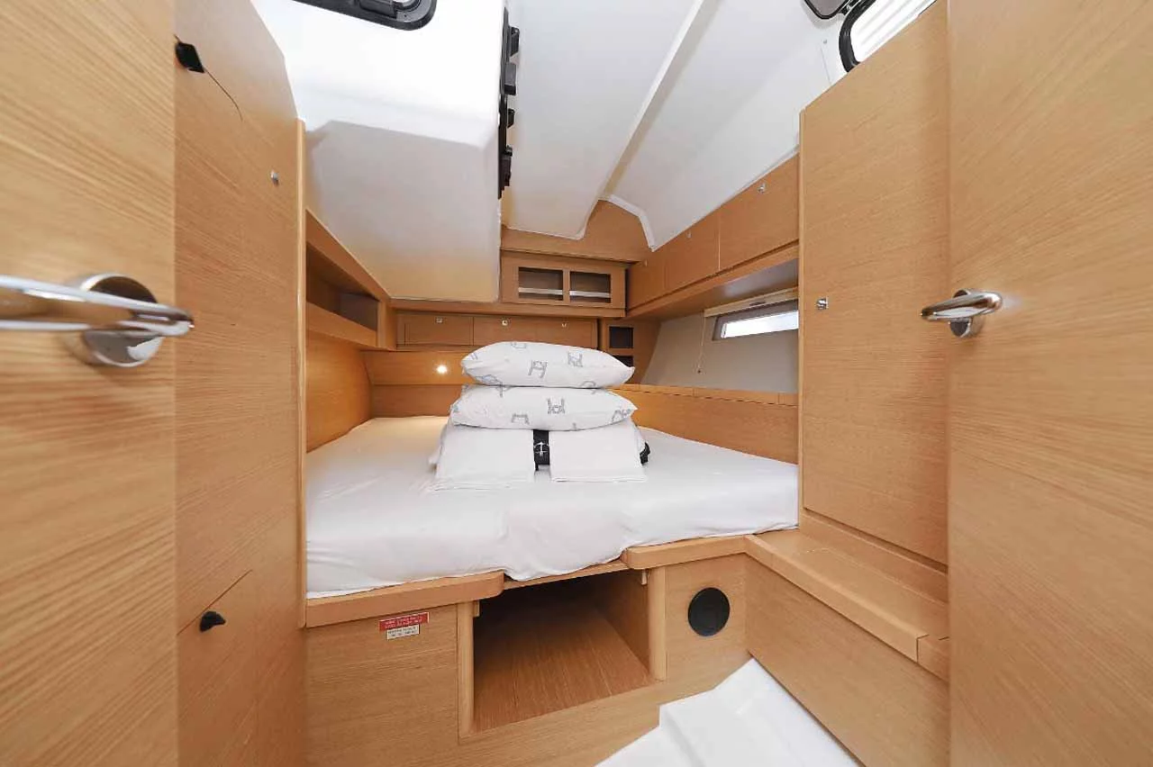Dufour 520 GL (Luna 77)  - 21