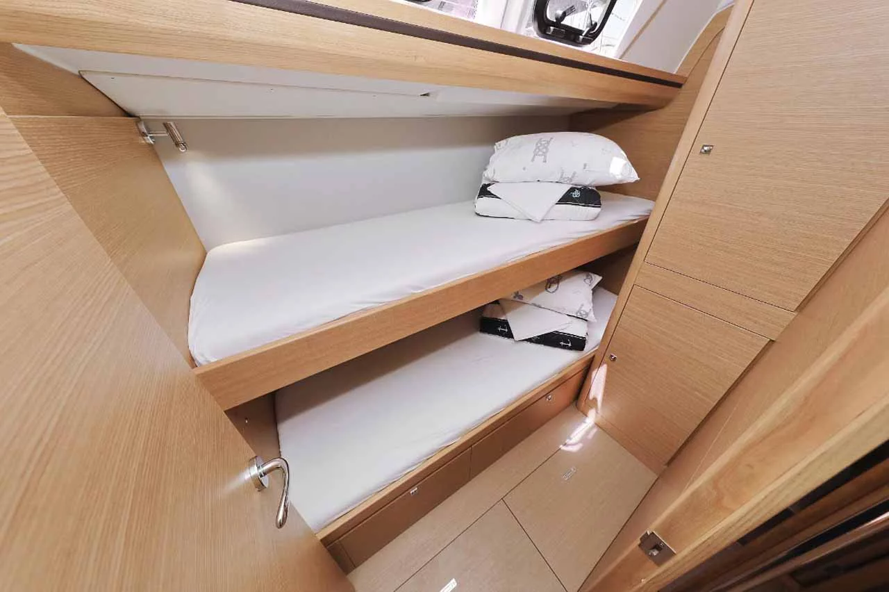 Dufour 520 GL (Luna 77)  - 22