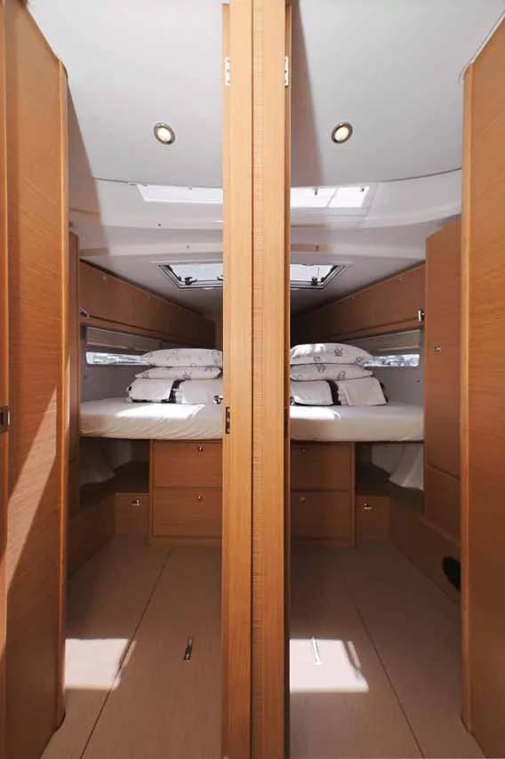 Dufour 520 GL (Luna 77)  - 23