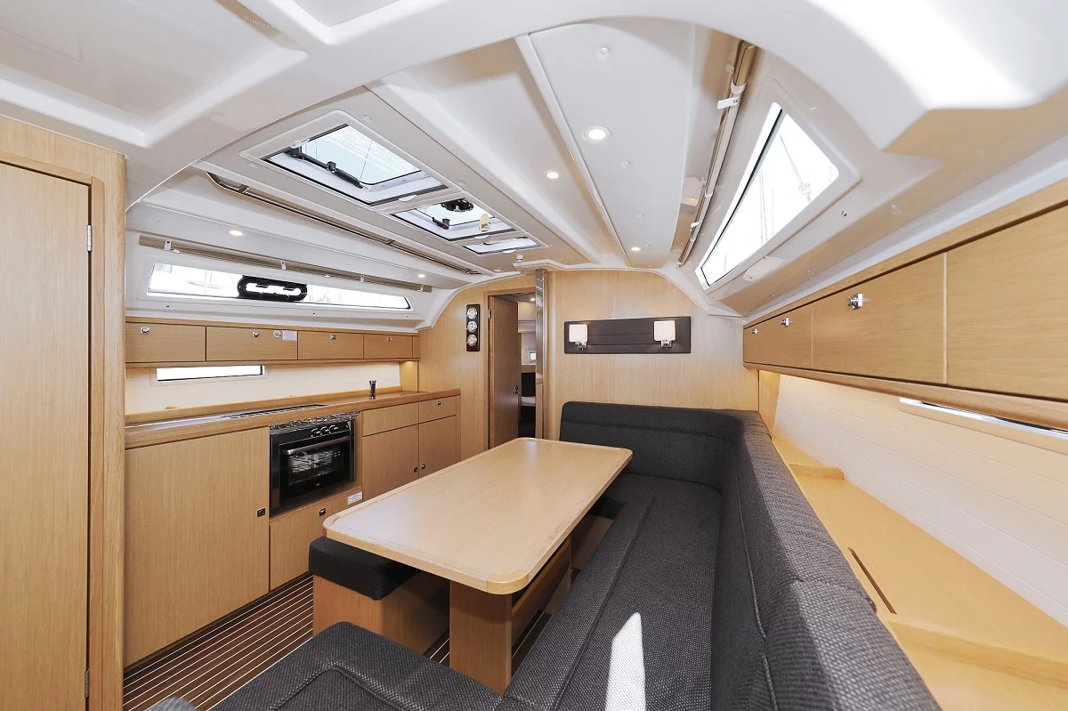Bavaria Cruiser 41 - 3 cab. (Hemonaty)  - 9