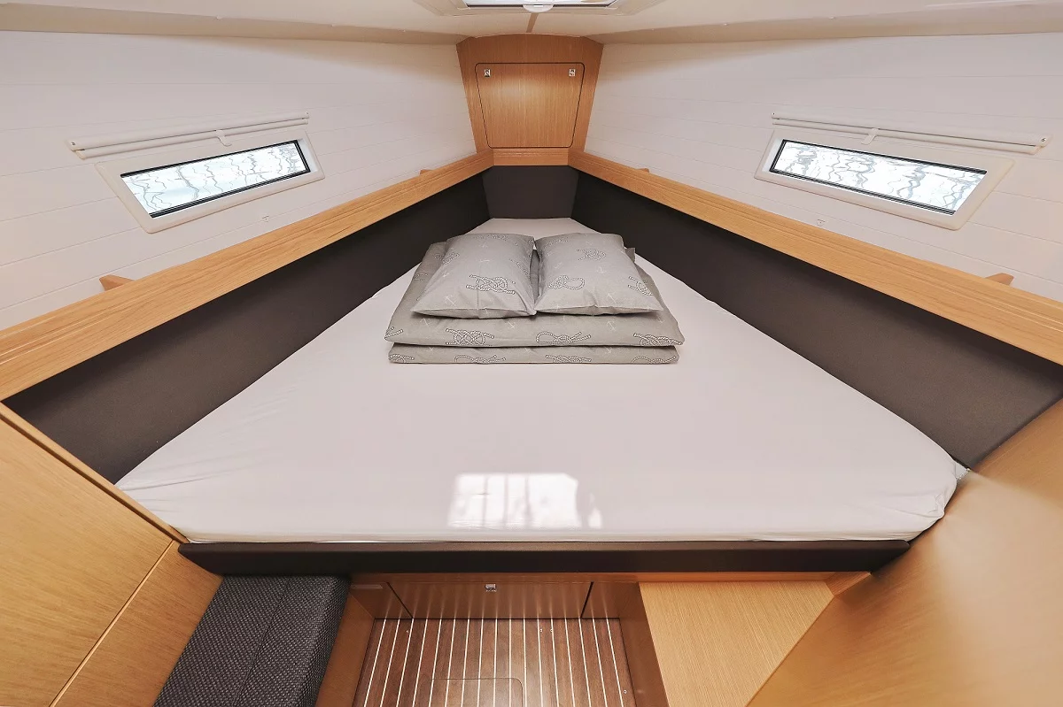 Bavaria Cruiser 41 - 3 cab. (Hemonaty)  - 12