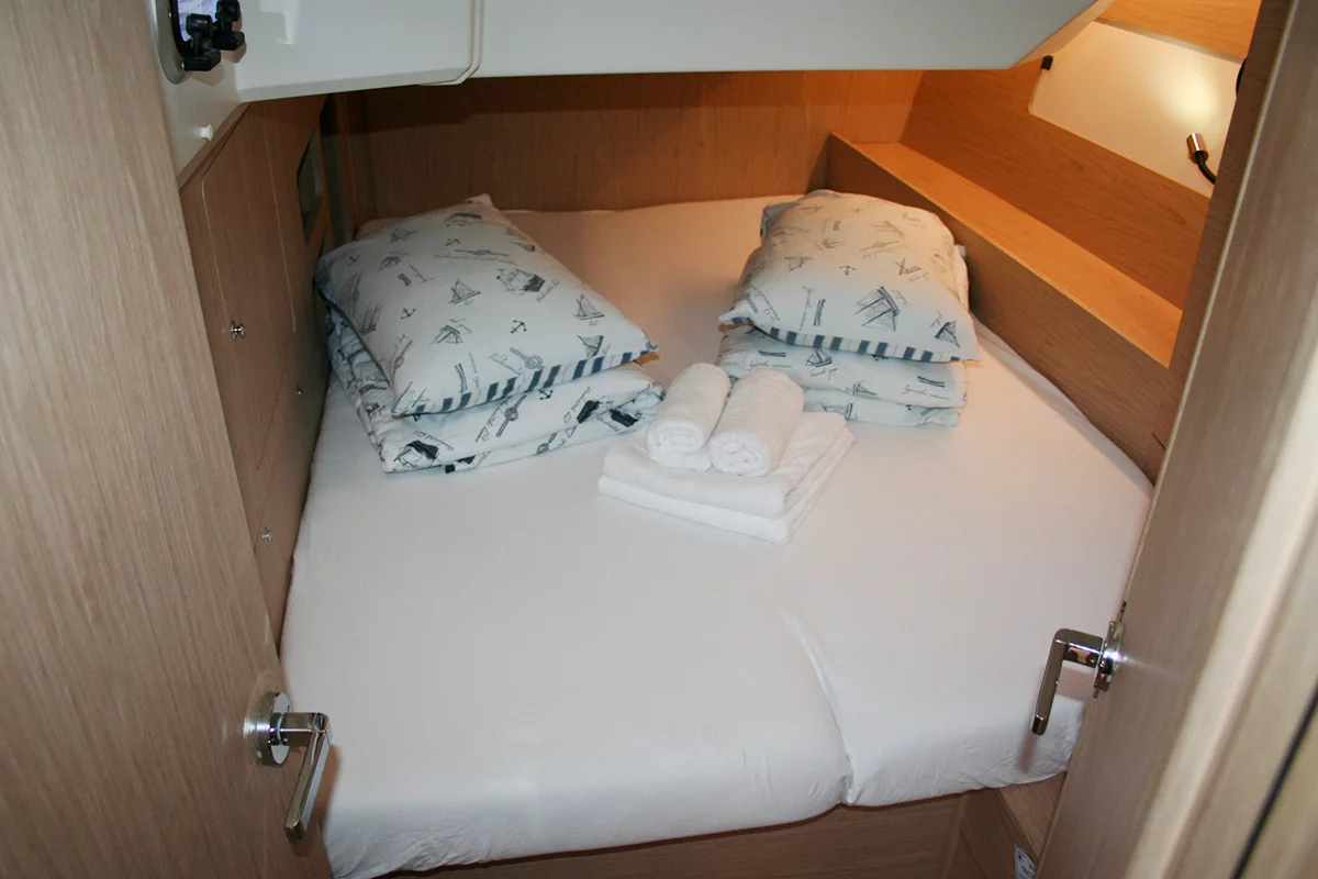 Oceanis 46.1 - 4 cab. (Röde Orm)  - 15