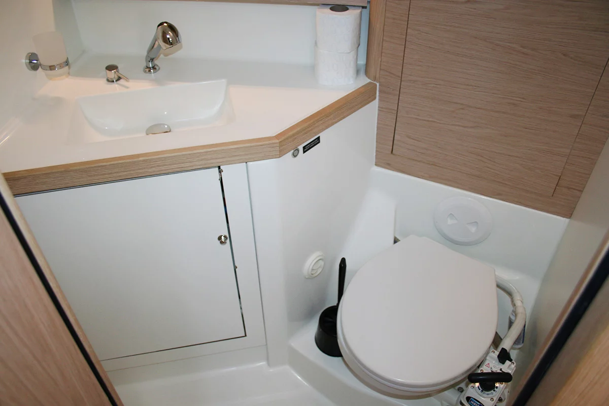 Oceanis 46.1 - 4 cab. (Röde Orm)  - 18