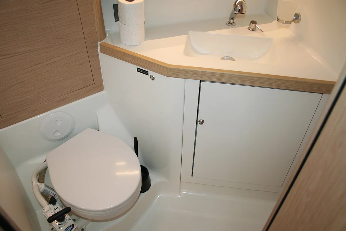 Oceanis 46.1 - 4 cab. (Röde Orm)  - 19