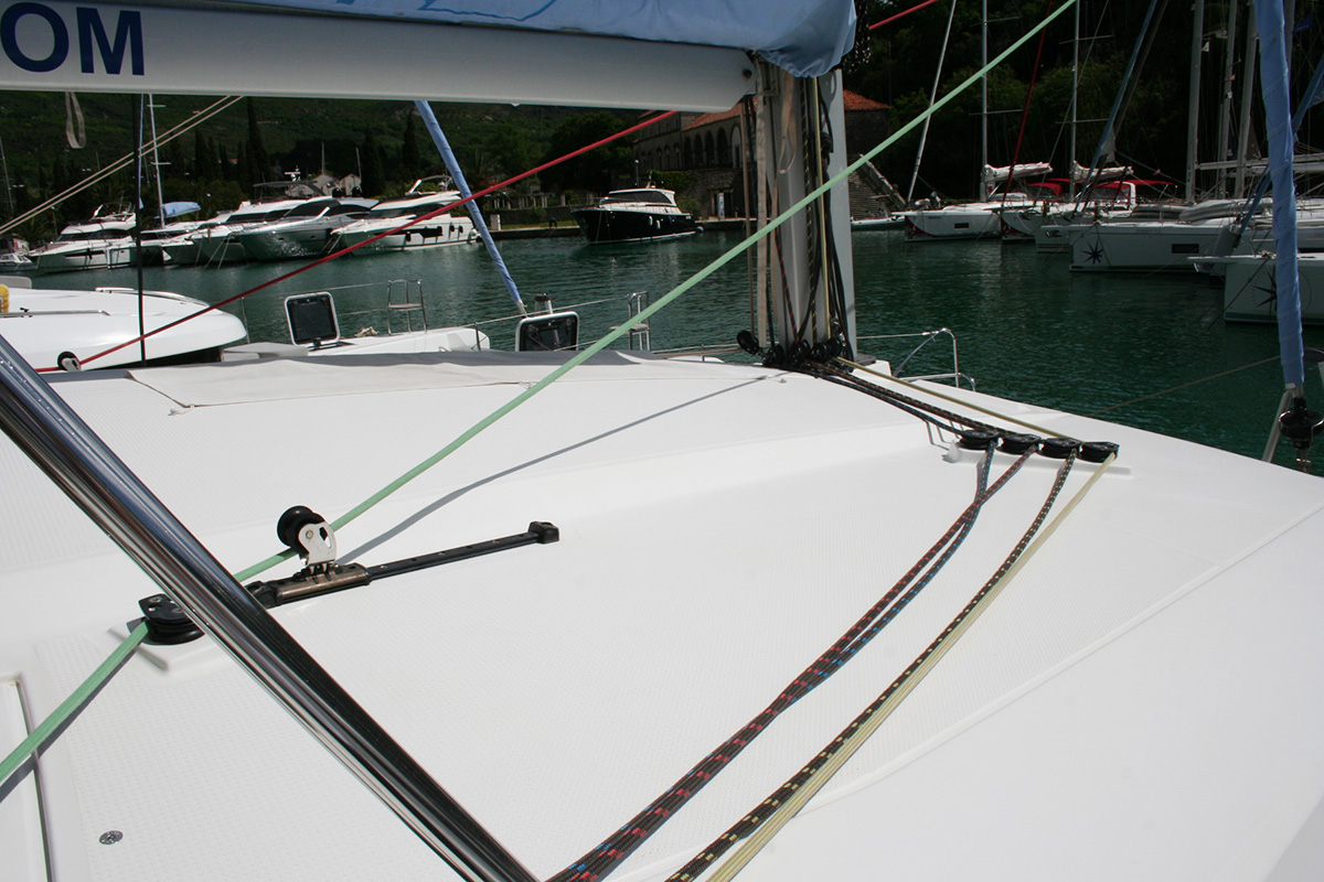 Photo #12 - Fountaine Pajot Lucia 40 - 4 cab. (Admira) en Trogir - 45572