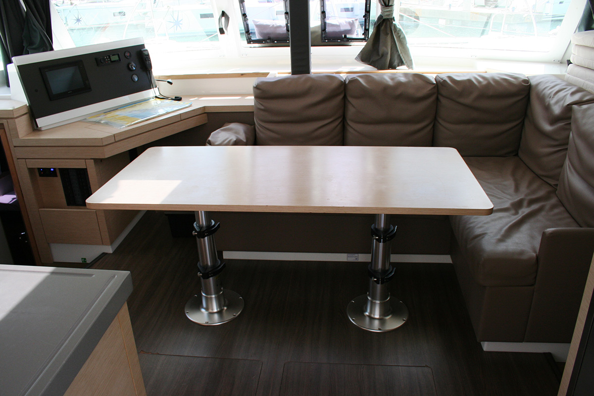 Photo #18 - Fountaine Pajot Lucia 40 - 4 cab. (Admira) en Trogir - 45572