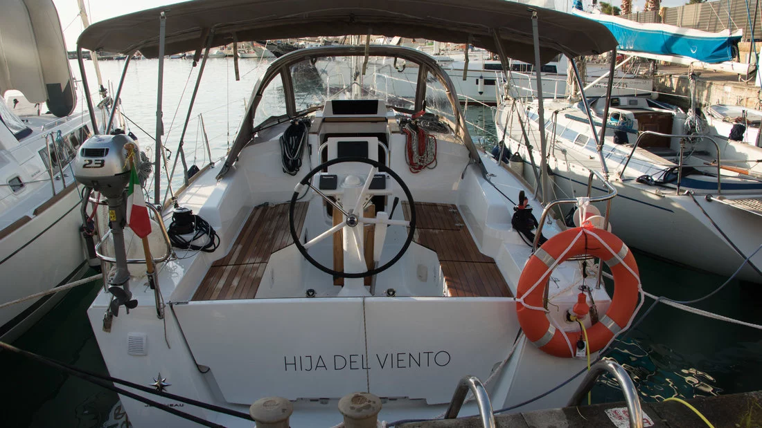 Sun Odyssey 319 (Hija del Viento)  - 0