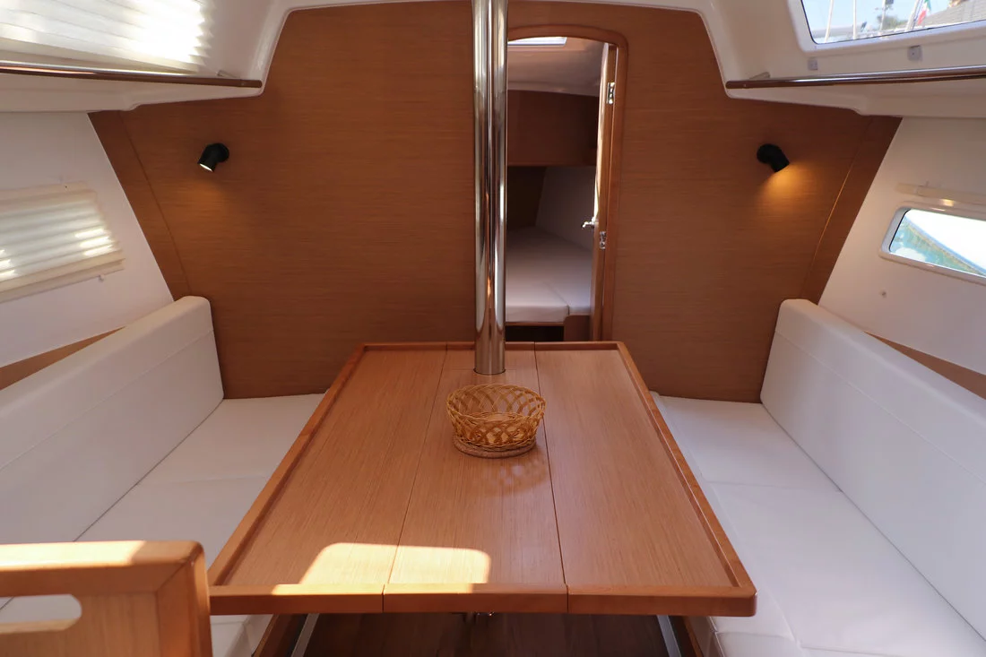 Sun Odyssey 319 (Hija del Viento)  - 6