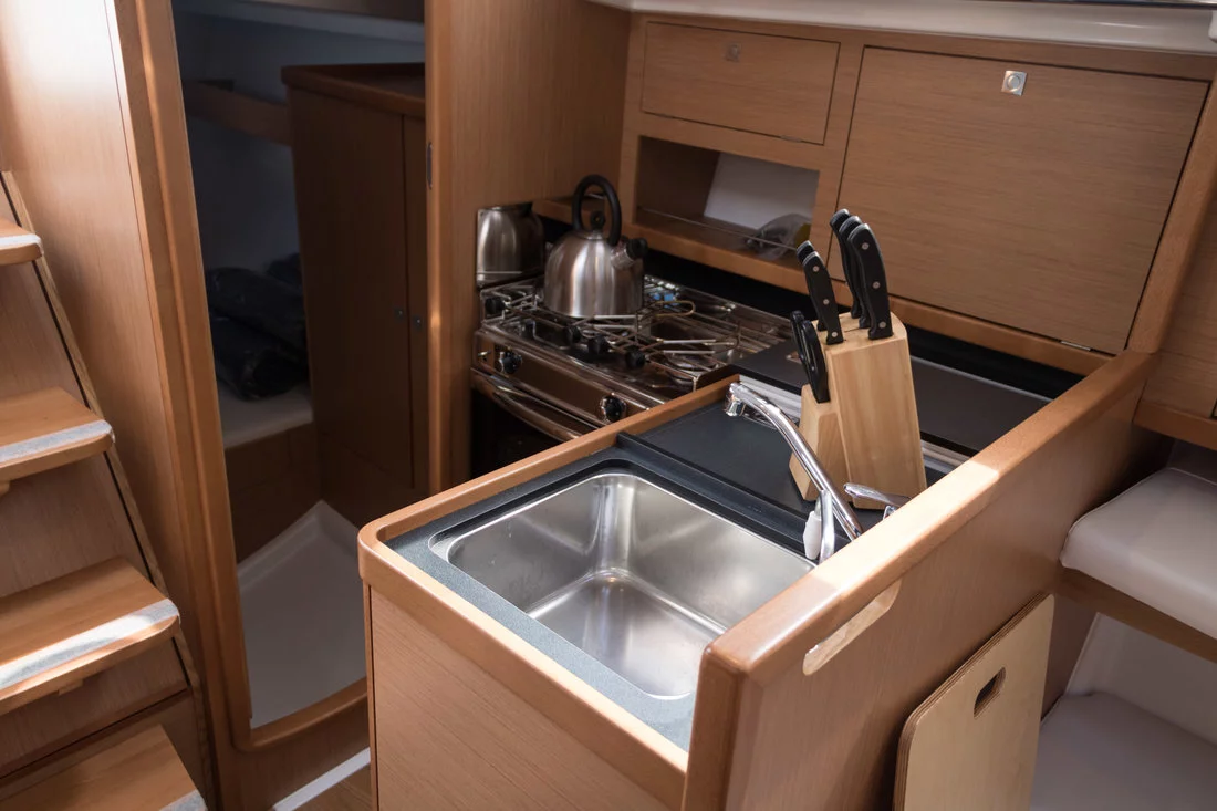 Sun Odyssey 319 (Hija del Viento)  - 9