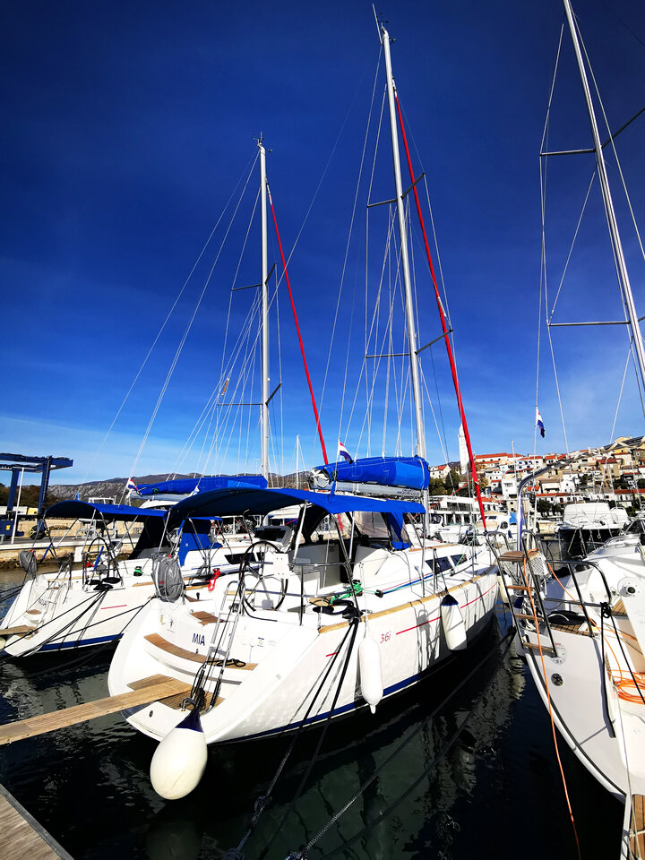 Photo #3 - Sun Odyssey 36i (Mia) in Novi Vinodolski - 45683