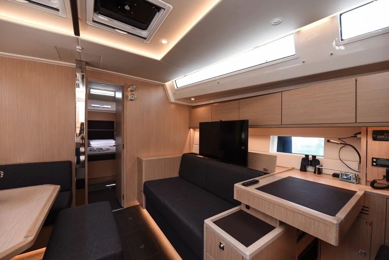 Bavaria C50 Style - 3 + 1 cab. (Ya)  - 13