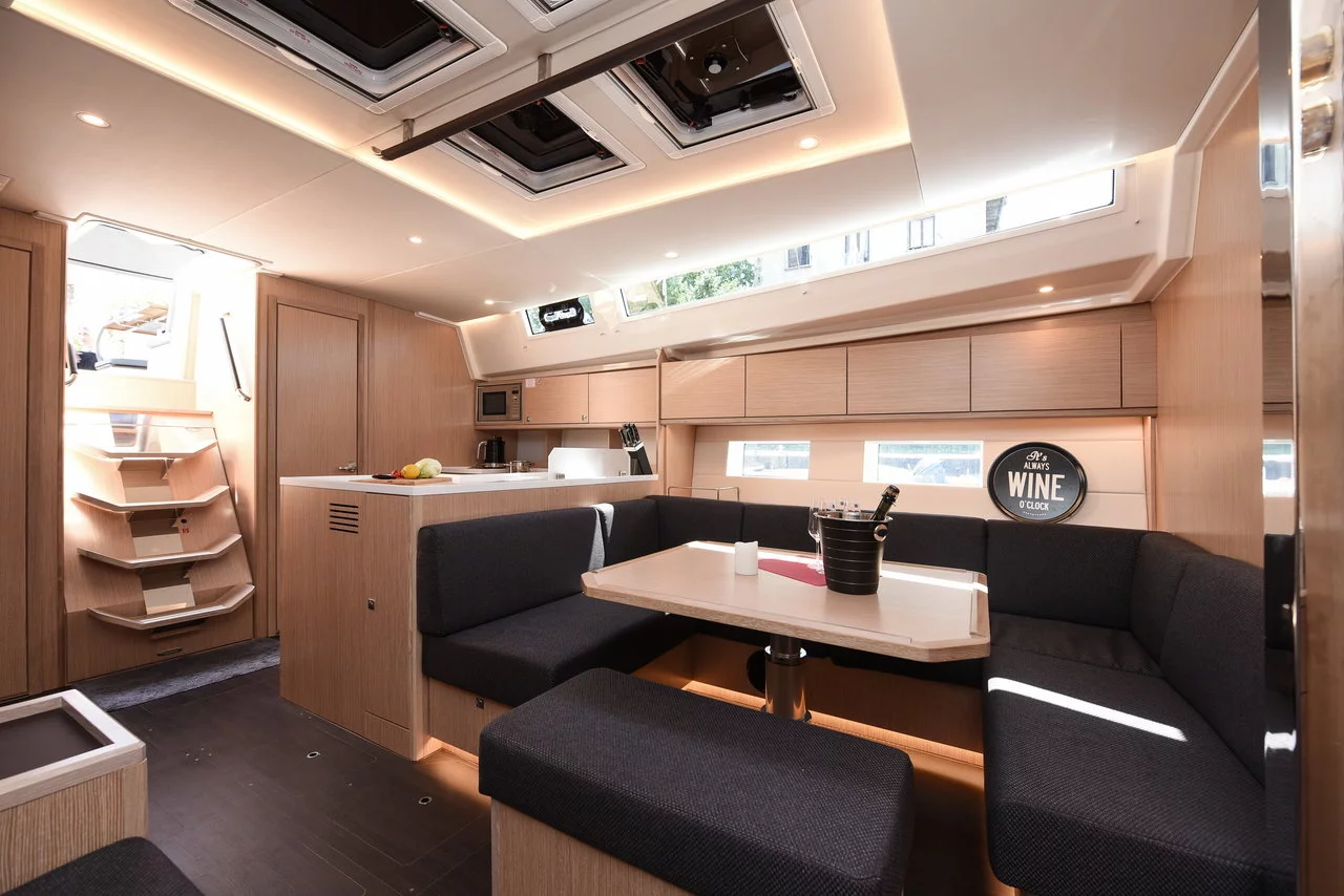 Bavaria C50 Style - 3 + 1 cab. (Ya)  - 15