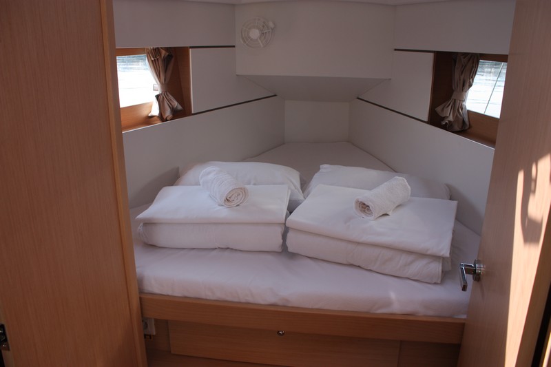 Oceanis 35.1 — photo 11