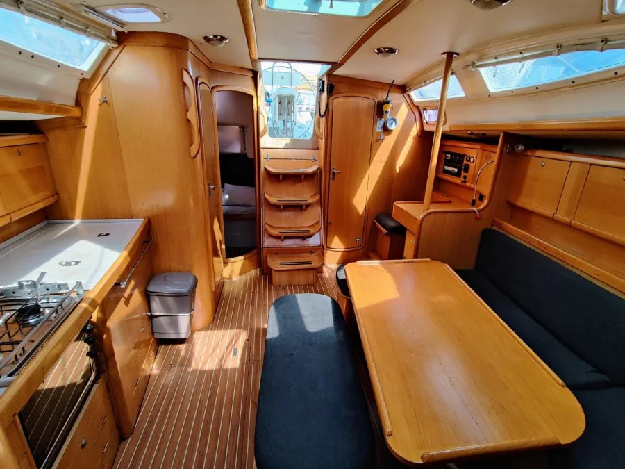Delphia 40 - 4 cab. (Fishbed)  - 11